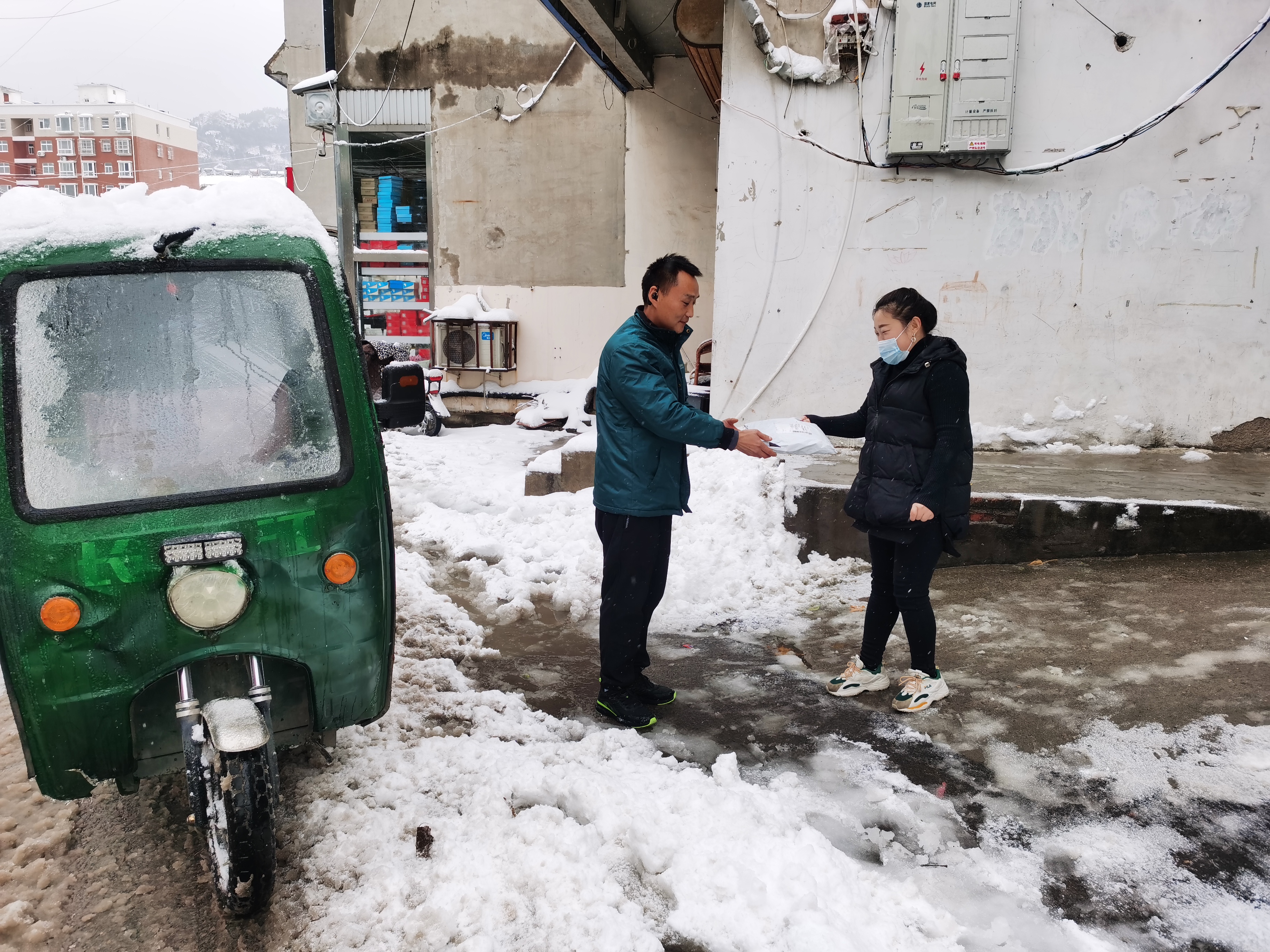 不惧风雪 使命必达